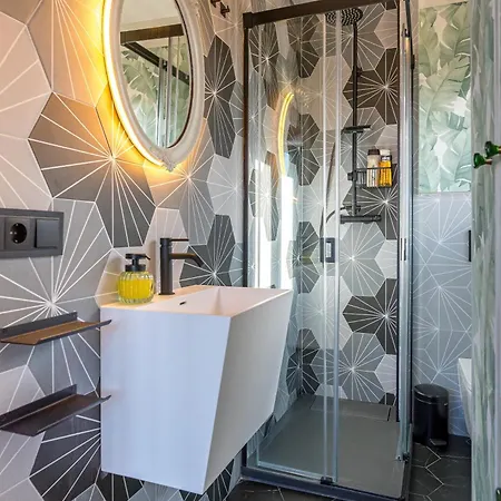Regency Luxe Apartamento *