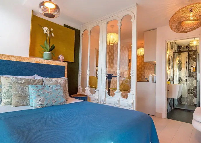 Regency Luxe شقة توريمولينوس